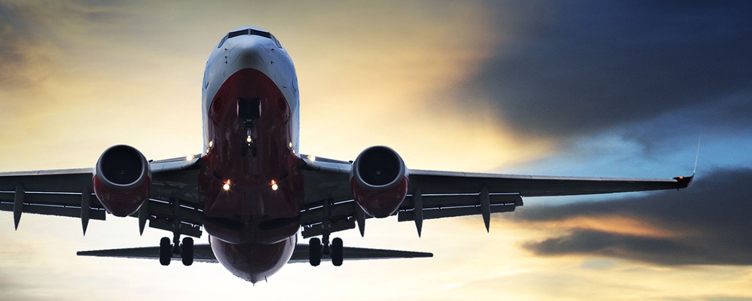 Commercial aircraft on approach