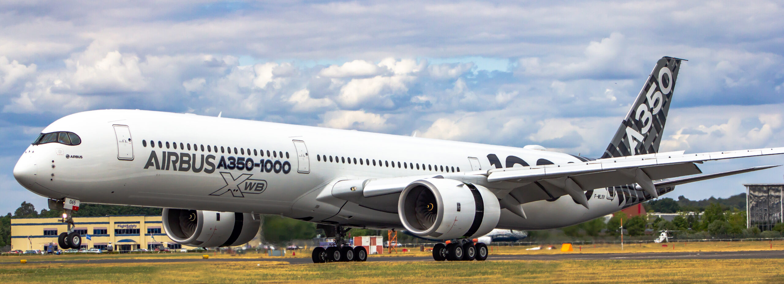 Airbus A350-1000, a programme supported by Gibbs Gears components